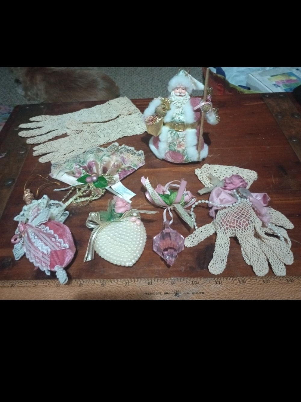 Vintage-Inspired Pink and Cream Holiday Home Accents Set